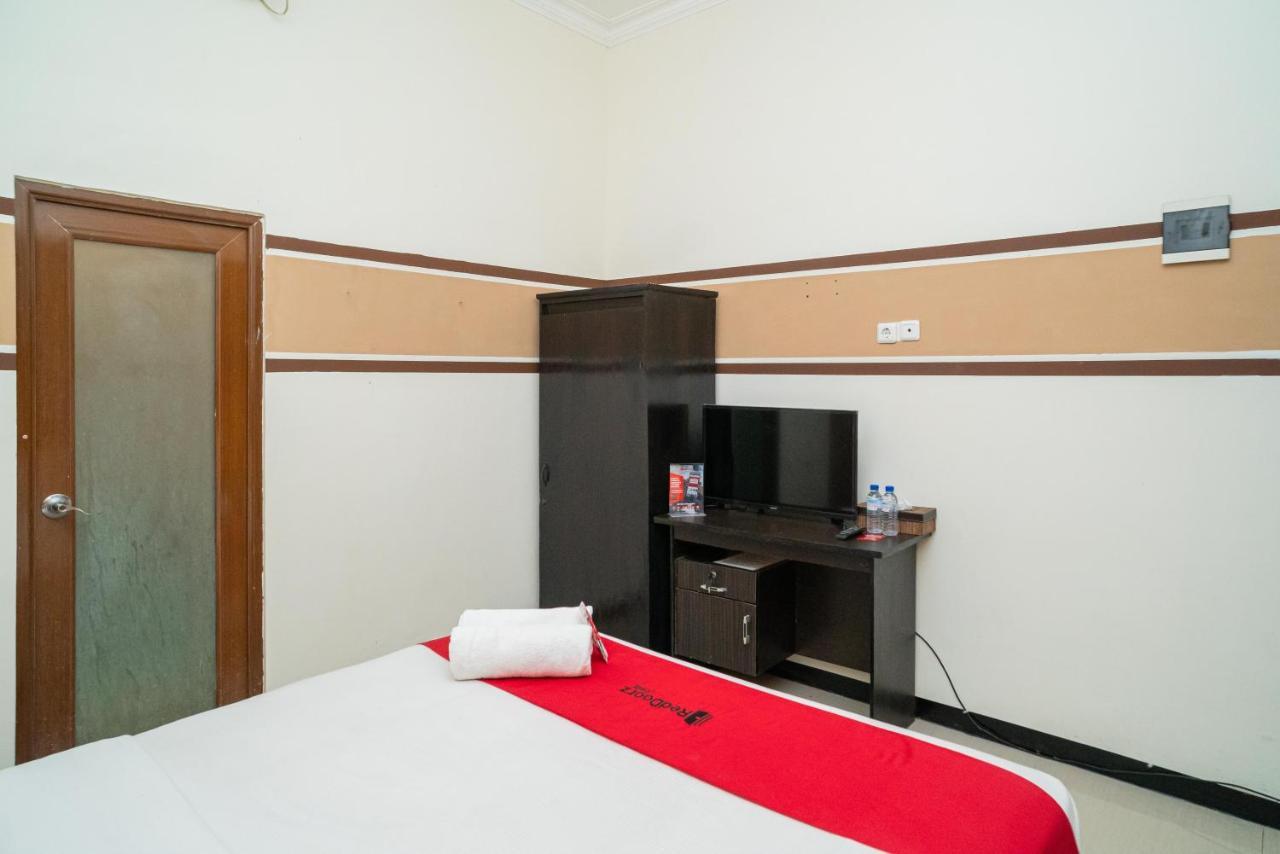 Reddoorz Syariah Near Marvel City Mall 2 Surabaya Exterior foto