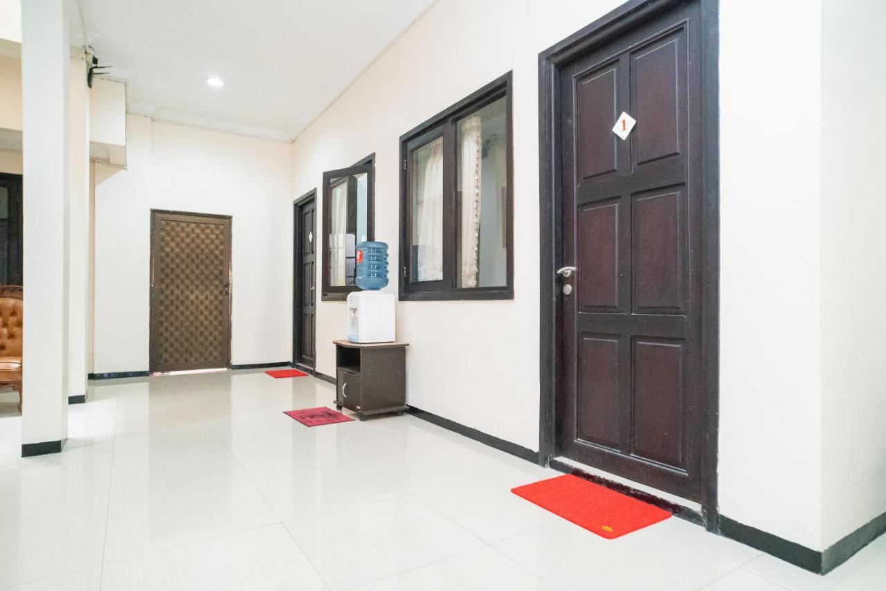 Reddoorz Syariah Near Marvel City Mall 2 Surabaya Exterior foto
