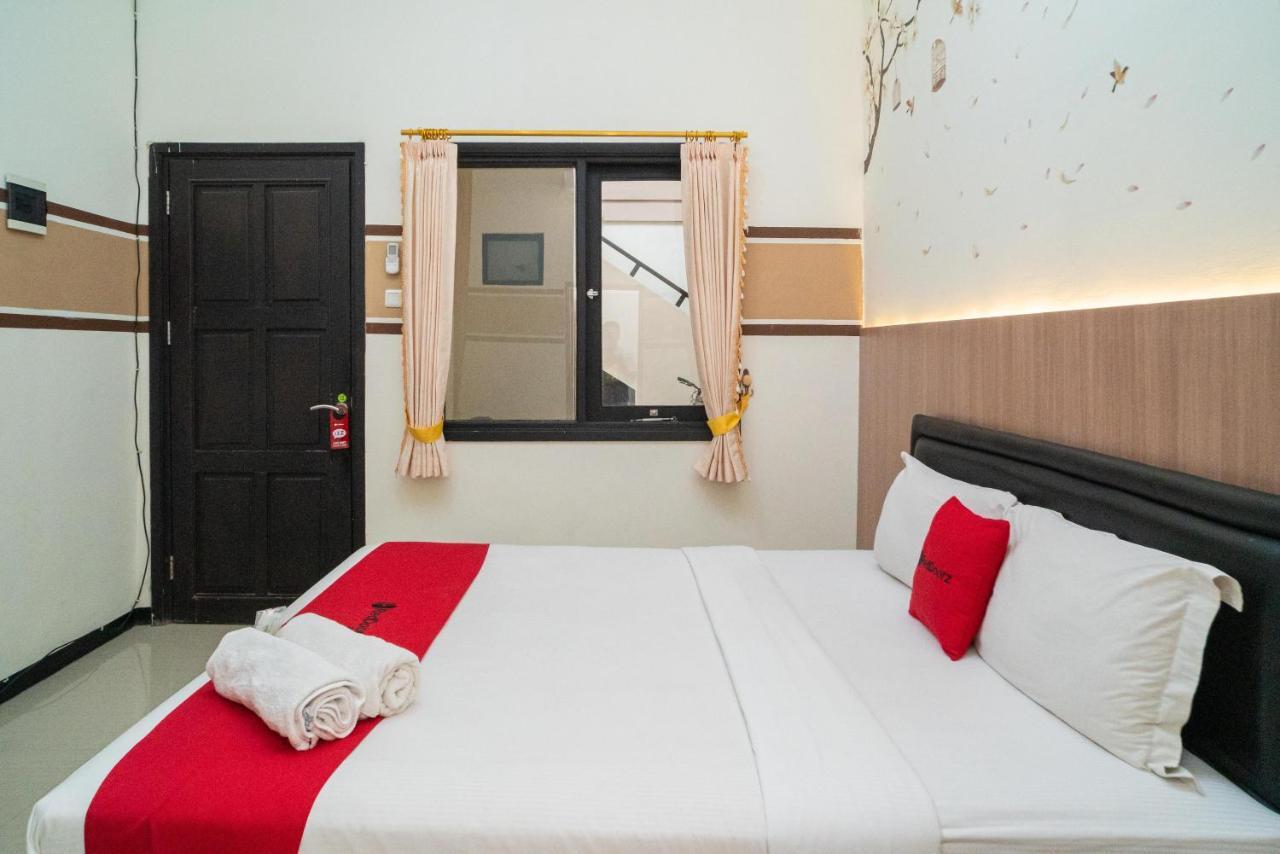 Reddoorz Syariah Near Marvel City Mall 2 Surabaya Exterior foto