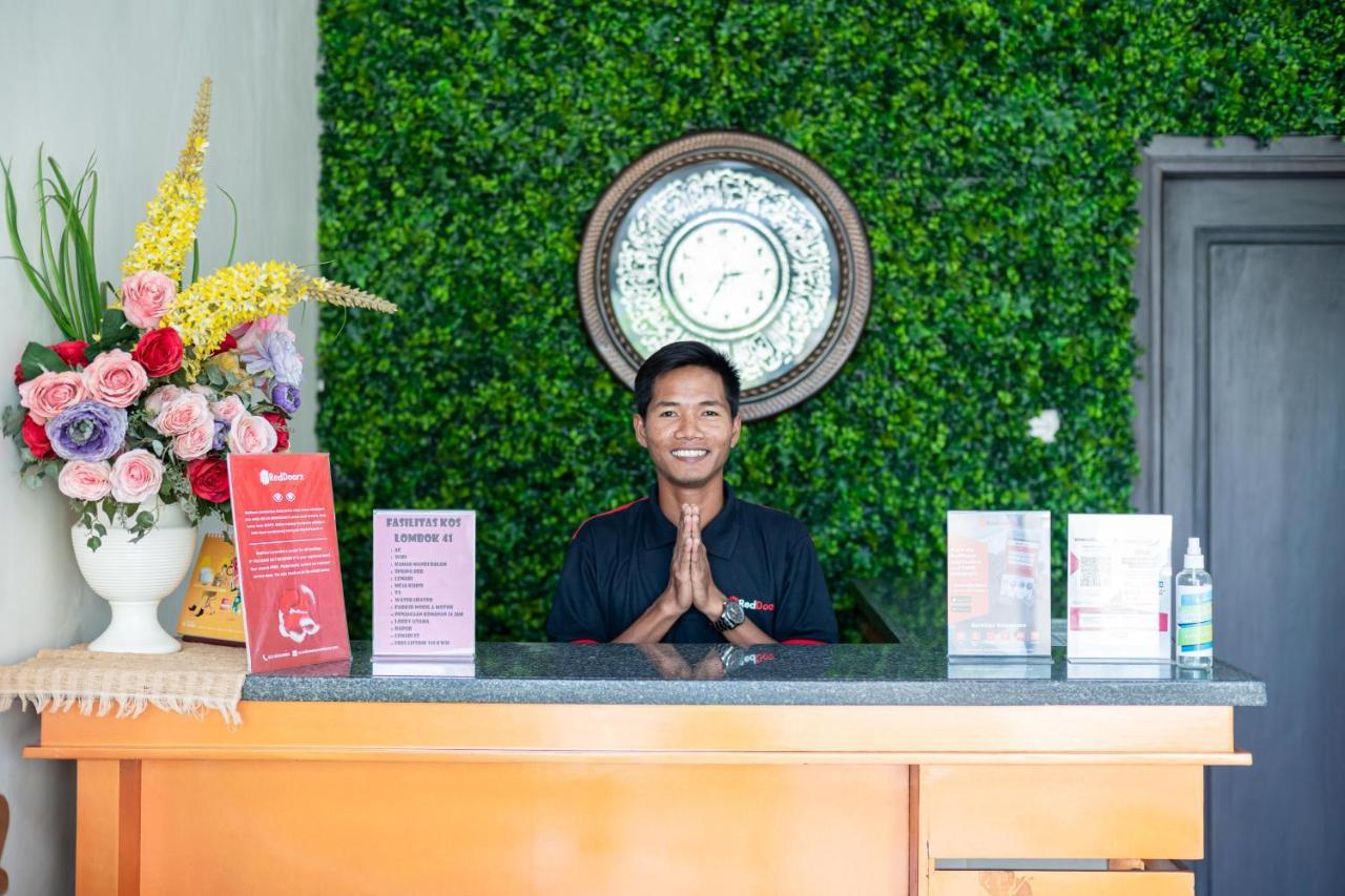 Reddoorz Syariah Near Marvel City Mall 2 Surabaya Exterior foto